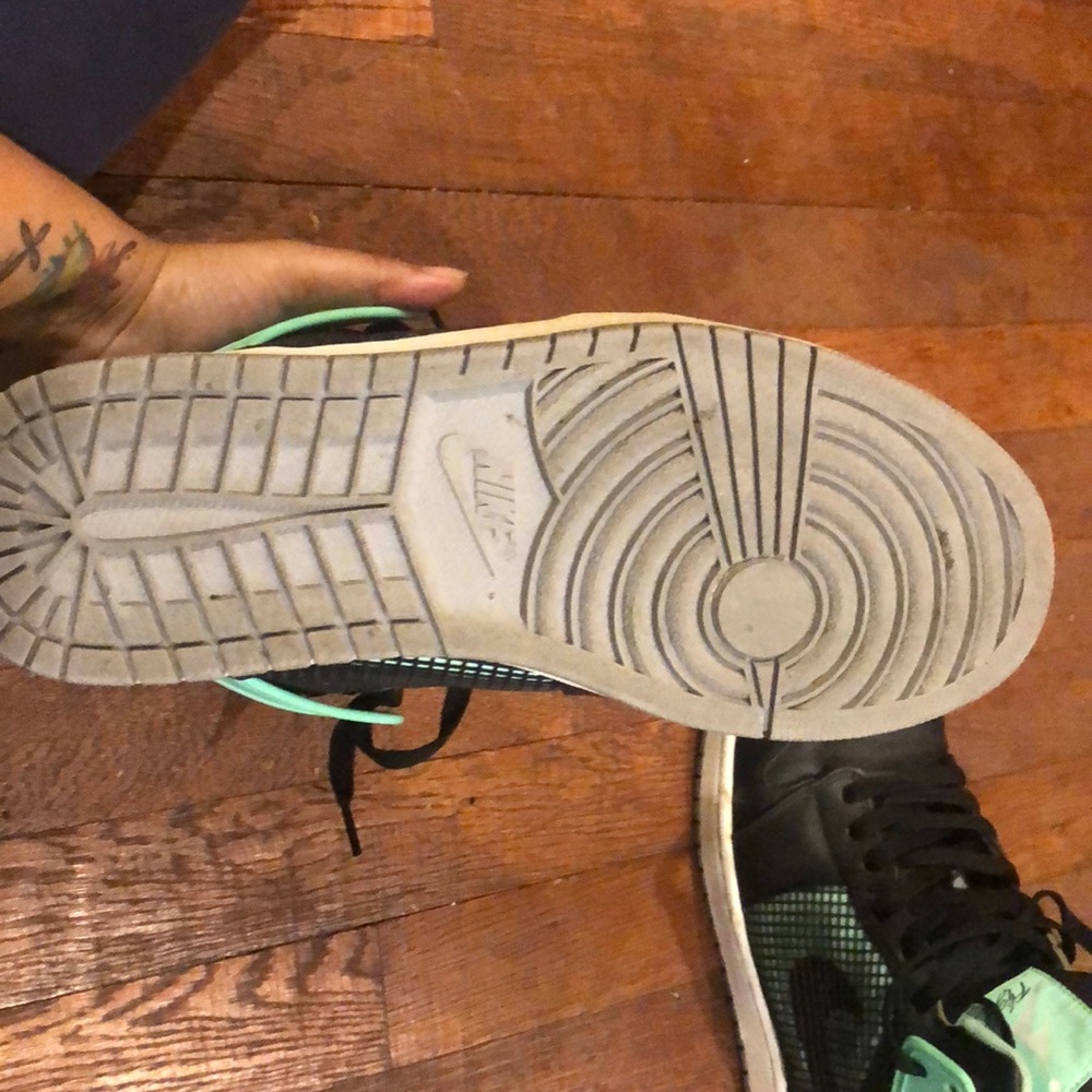 Air Jordan Flight - Picture 3 of 3